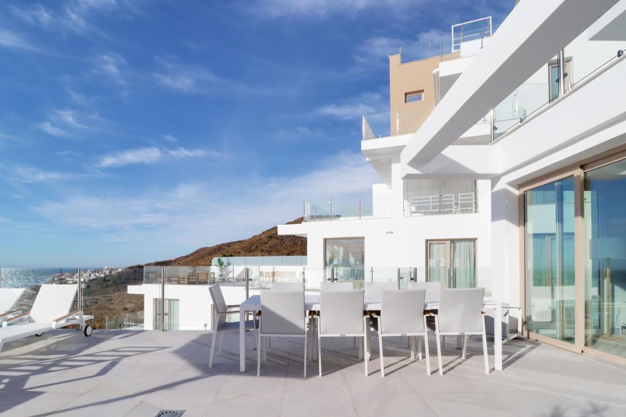 Bayview Hills, Luxury 2 Bedroom Apartment マラガ エクステリア 写真